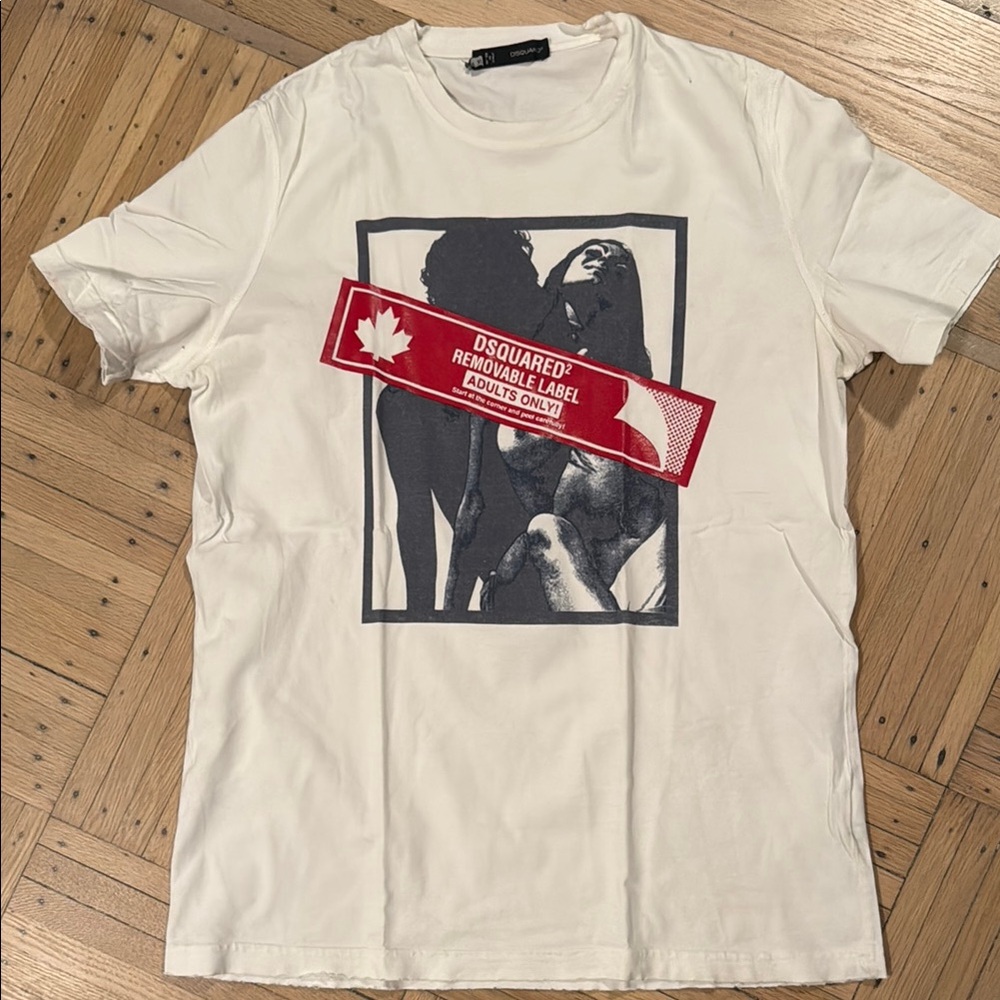 DSQUARED2 White Short Sleeve Tee with Bold Graphic Print